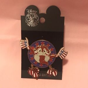 Disney Chip and Dale pin